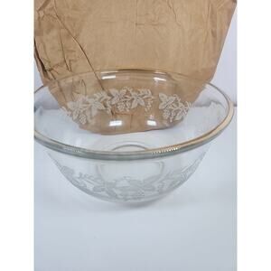 Bartlett Collins White Grape Leaf Gold Rim 8" Mixing Bowl